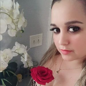 Meet your Posher, Tamara